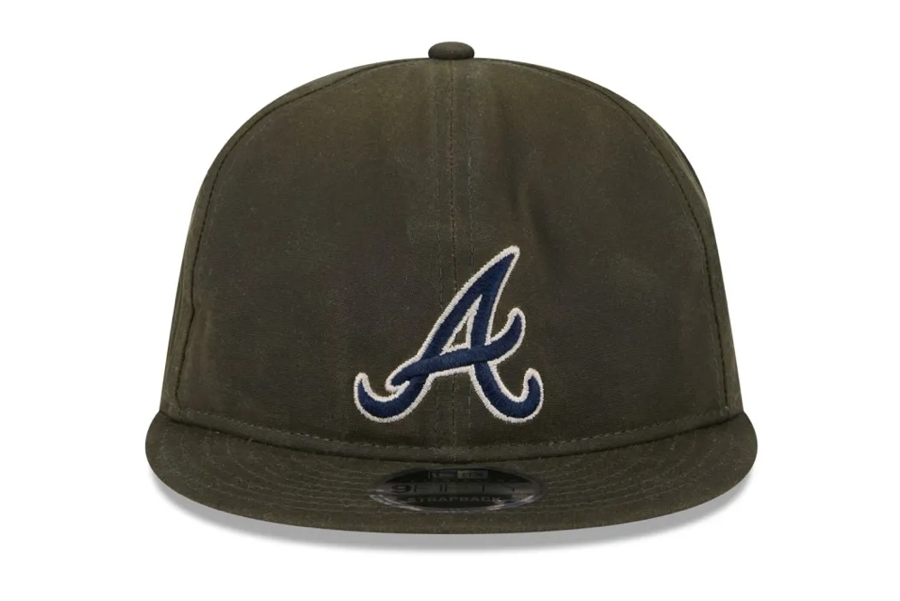 New Era Atlanta Braves Waxed Canvas Retro Crown 9FIFTY Adjustable Cap
