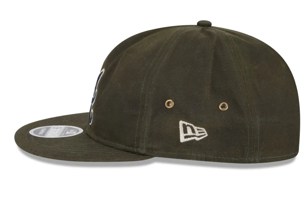 New Era Atlanta Braves Waxed Canvas Retro Crown 9FIFTY Adjustable Cap